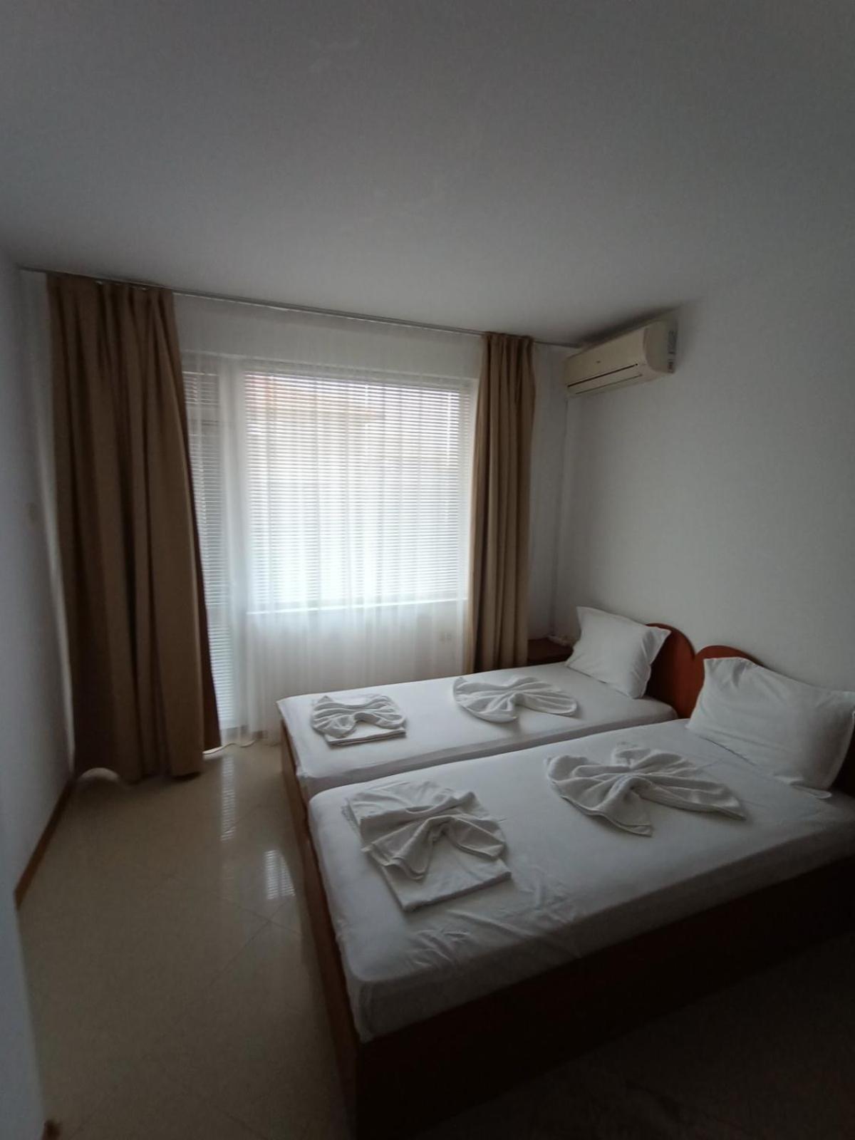 Guest House Ralitsa Pomorie Exterior photo