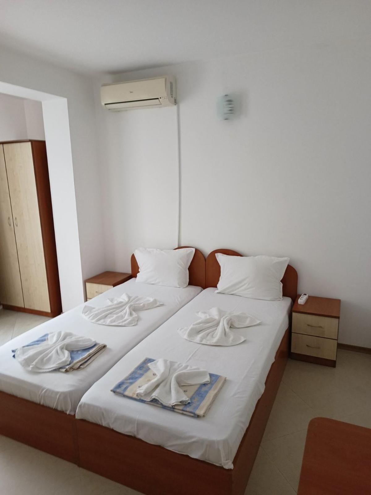 Guest House Ralitsa Pomorie Exterior photo