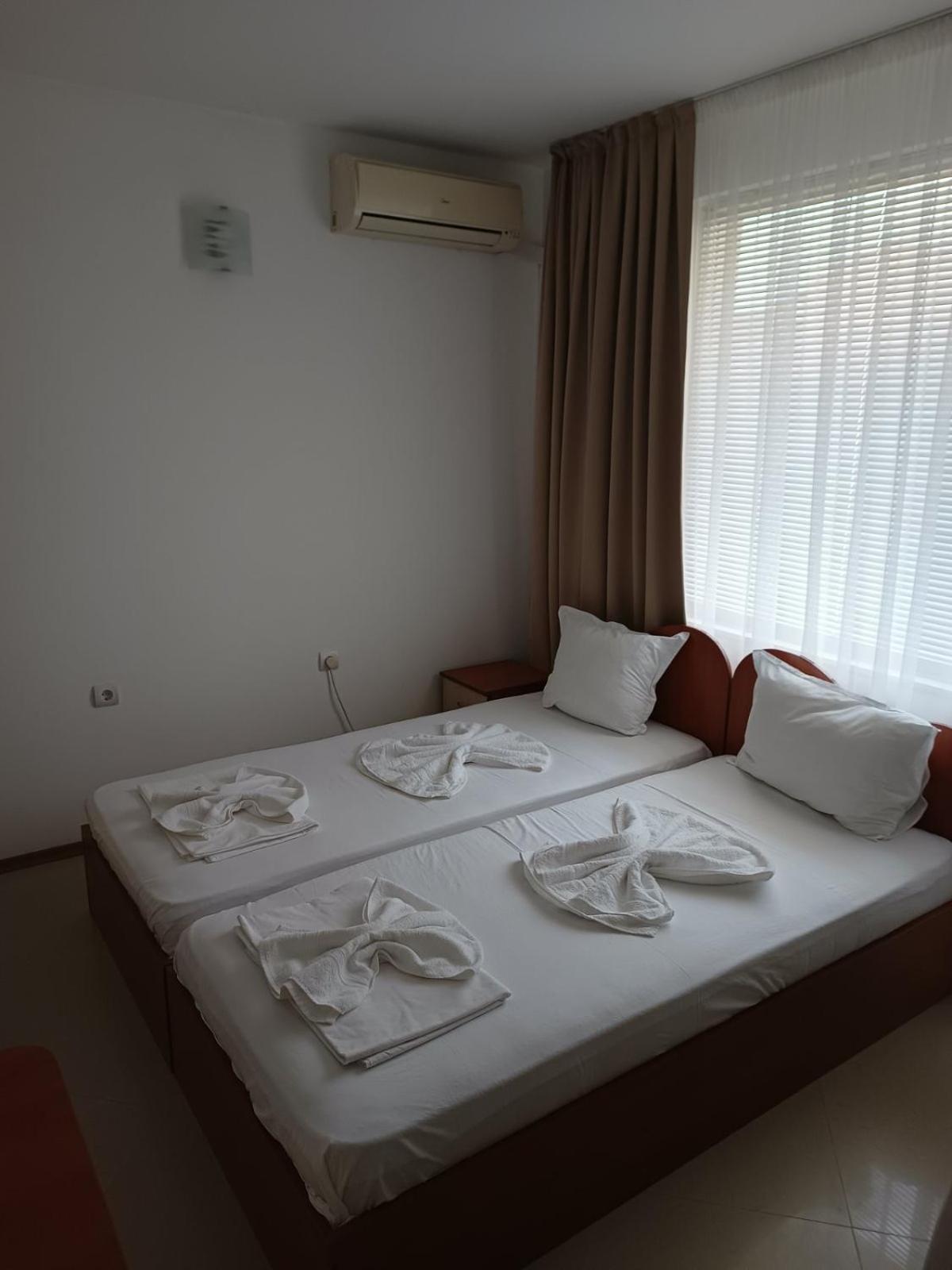 Guest House Ralitsa Pomorie Exterior photo